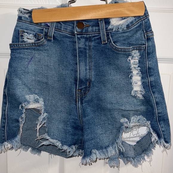 VIBRANT High-rise Denim Distressed Shorts Sz.Sm 3-5 - Picture 1 of 7